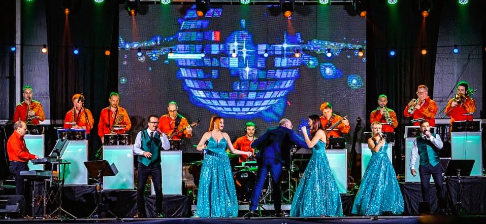 Nit de versions amb l’Orquestra Nova Blanes